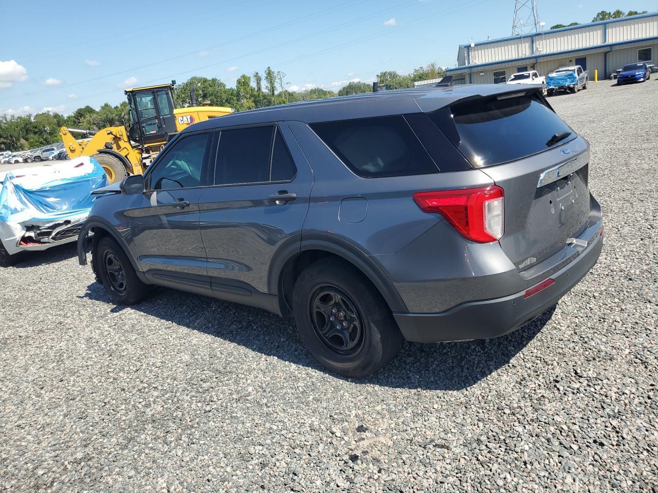 2022 Ford Explorer - Фото 2