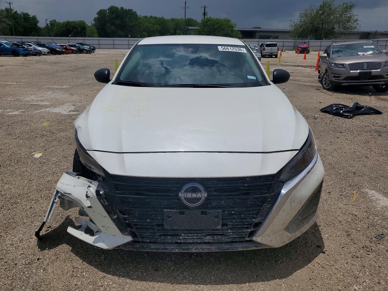 2024 Nissan Altima Sv - Image 5