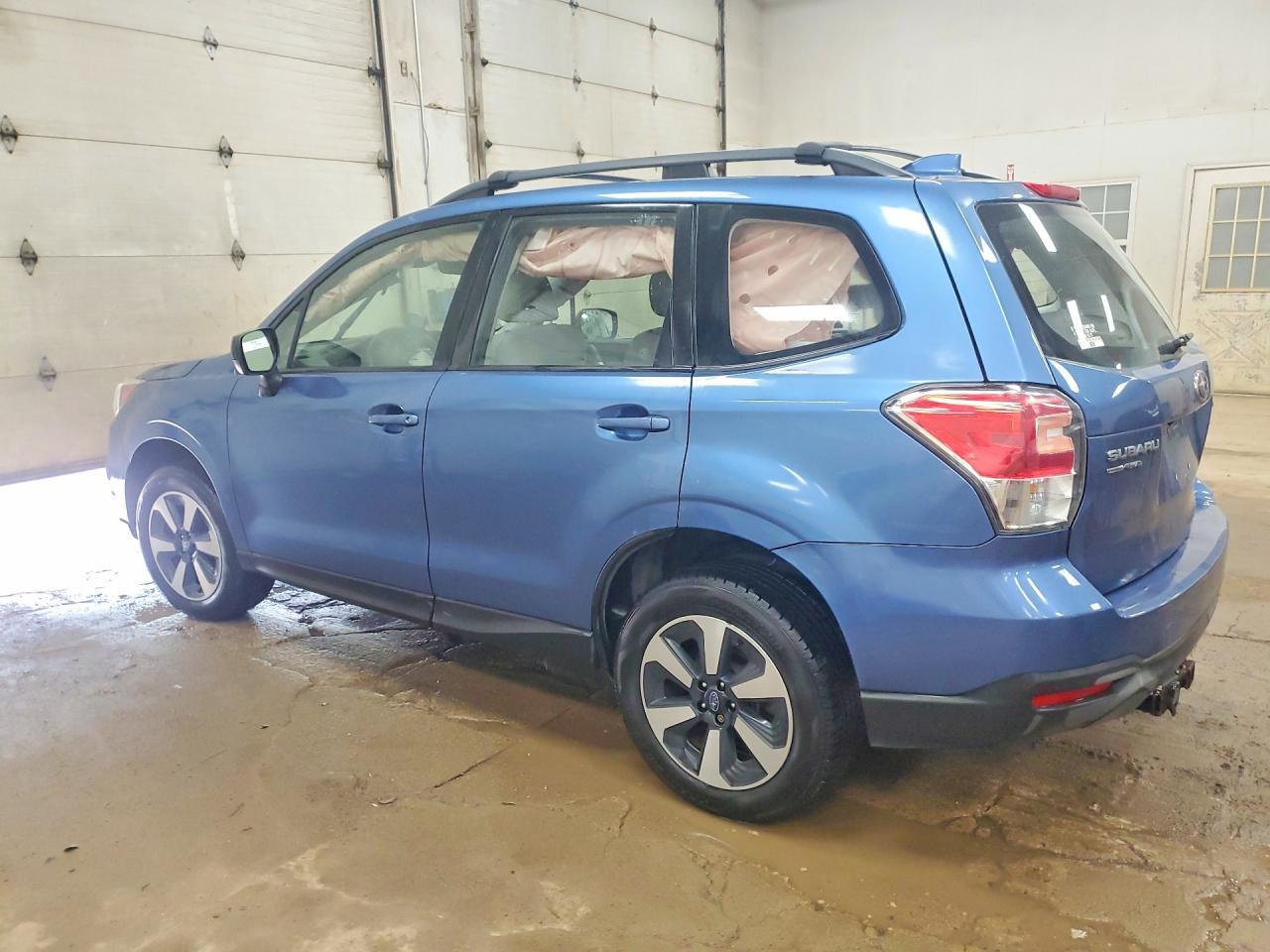 2017 Subaru Forester 2.5I - Image 2