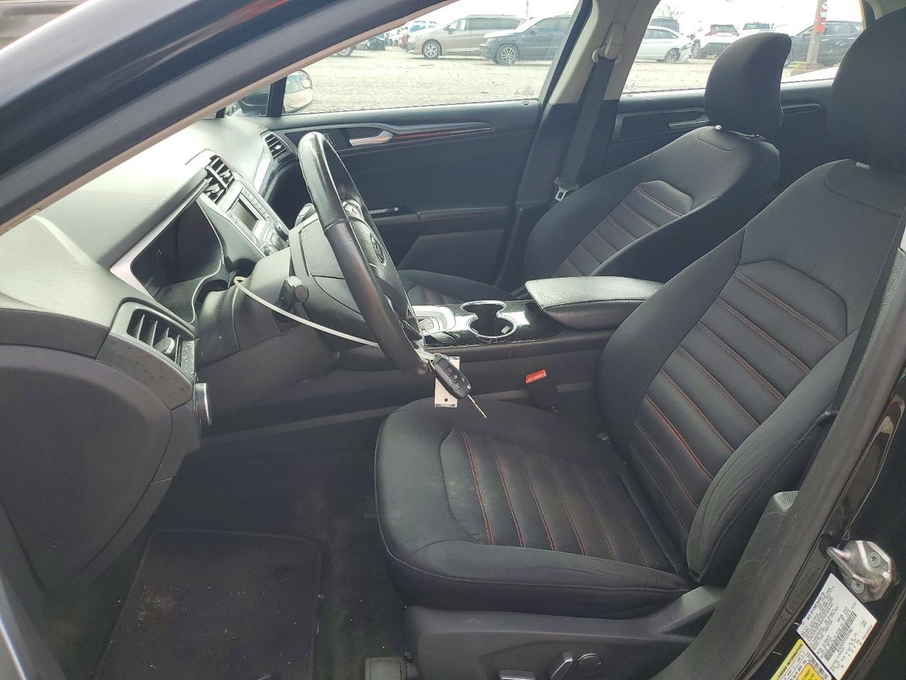 2015 Ford Fusion Se - Фото 7