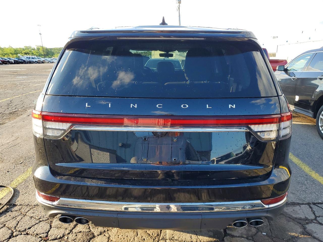 2021 Lincoln Aviator - Image 6