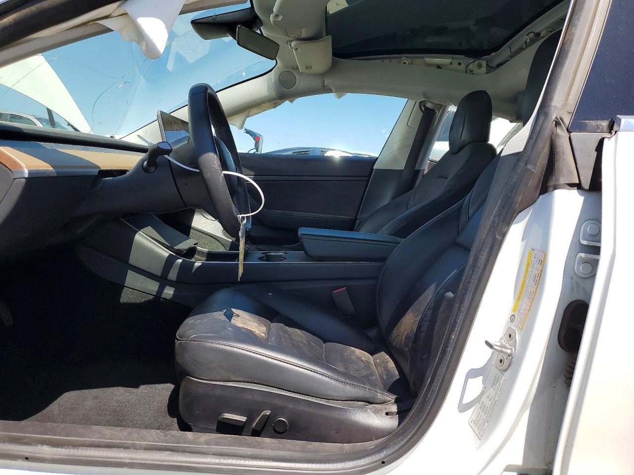 2020 Tesla Model 3 - Image 7
