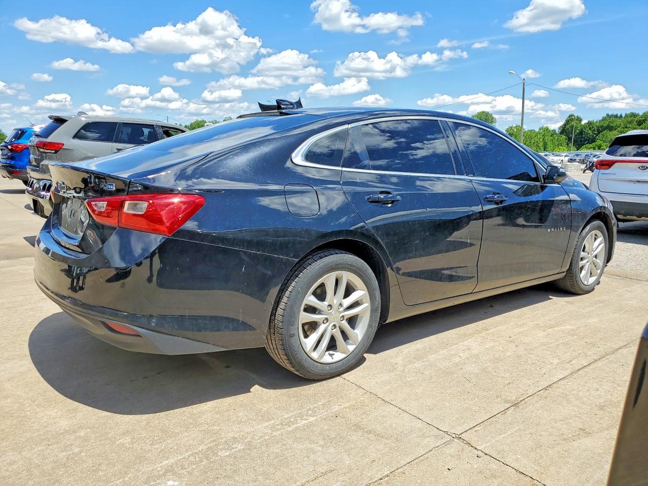 2017 Chevrolet Malibu Hybrid - Фото 3