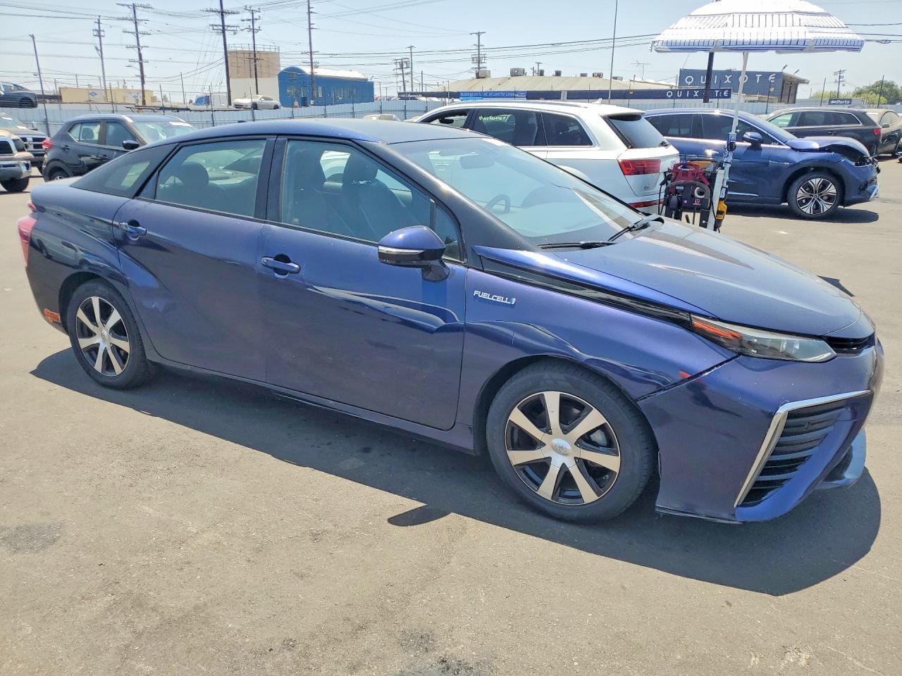 2017 Toyota Mirai Base - Image 4