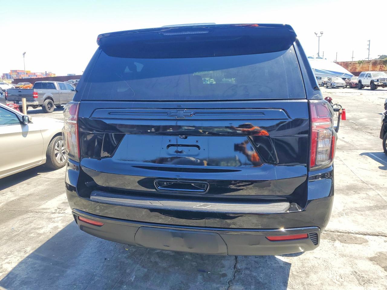 2025 Chevrolet Suburban C1500 Ls - Фото 6