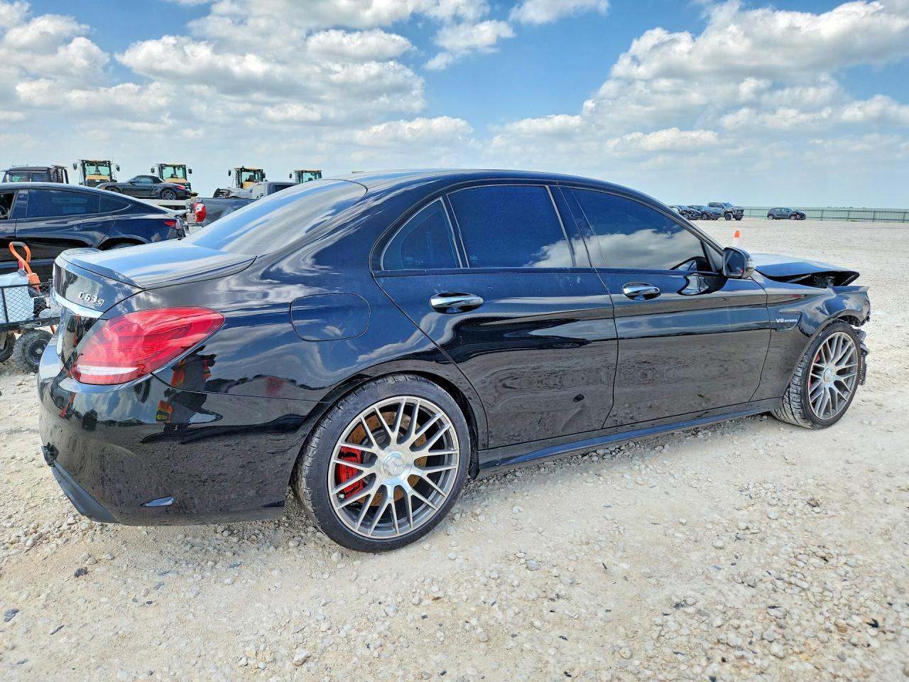 2018 Mercedes-Benz C 63 Amg-S - Фото 3