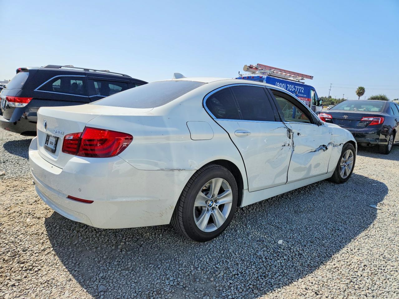 2012 BMW 528 I - Фото 3