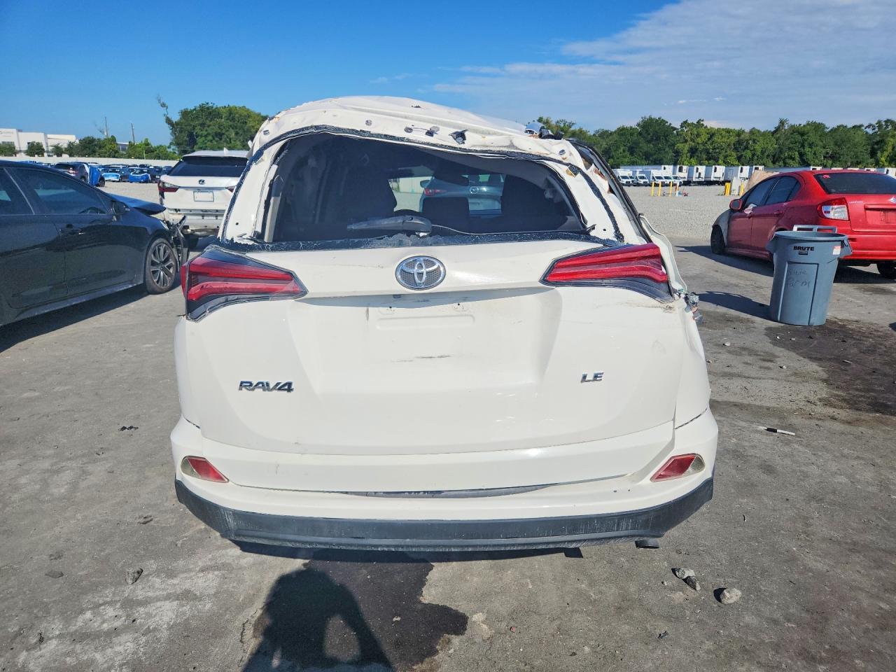 2016 Toyota Rav4 - Image 6