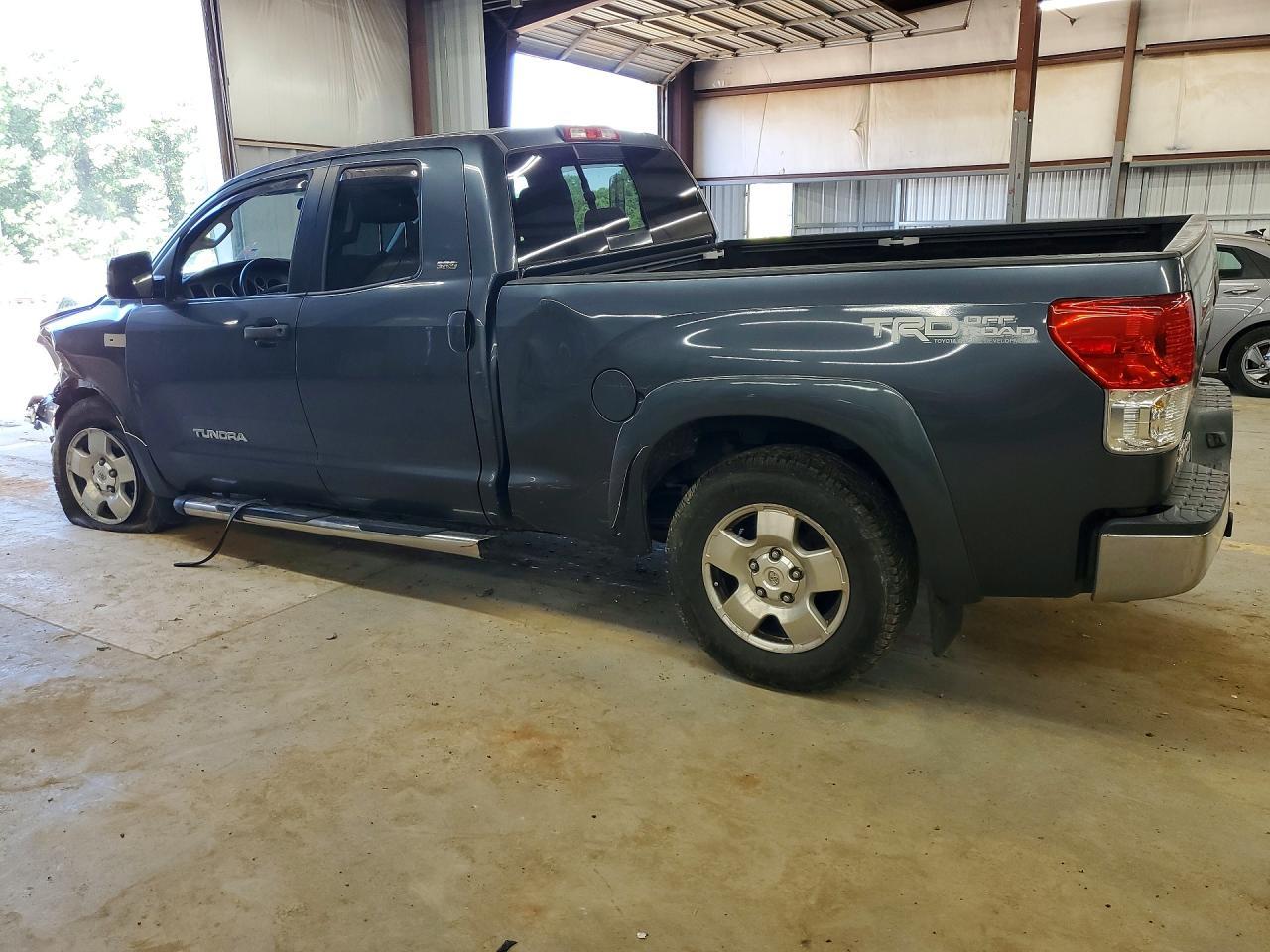 2010 Toyota Tundra Double Cab Sr5 - Image 2