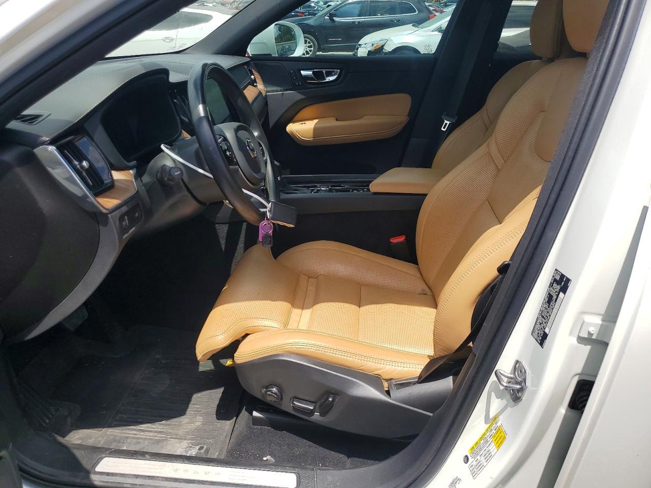 2021 Volvo Xc60 - Фото 7