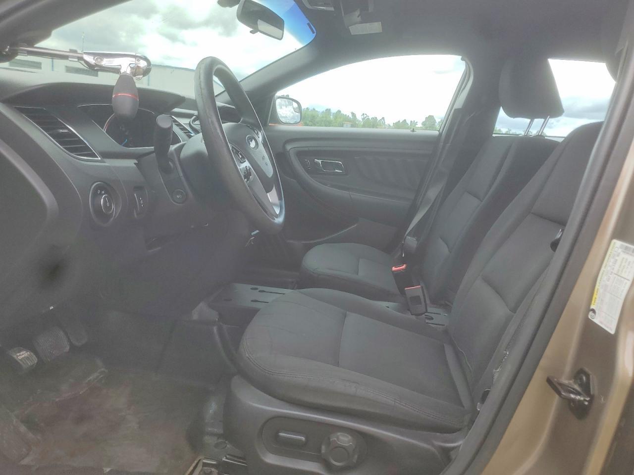 2016 Ford Taurus Police Interceptor - Image 7