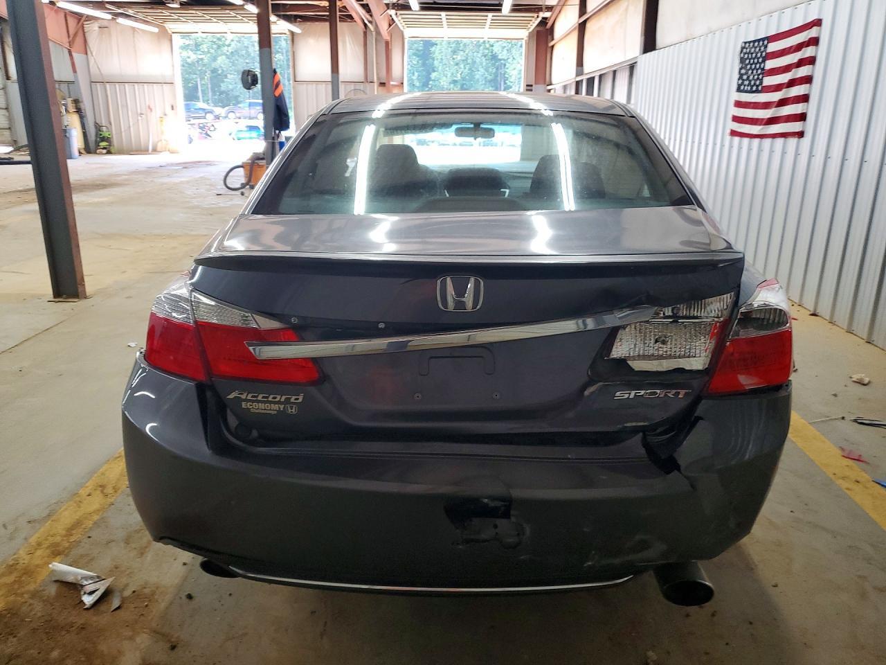 2013 Honda Accord Sport - Image 6