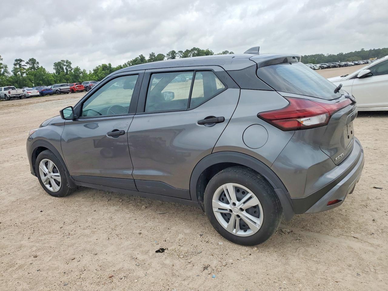 2024 Nissan Kicks S - Image 2