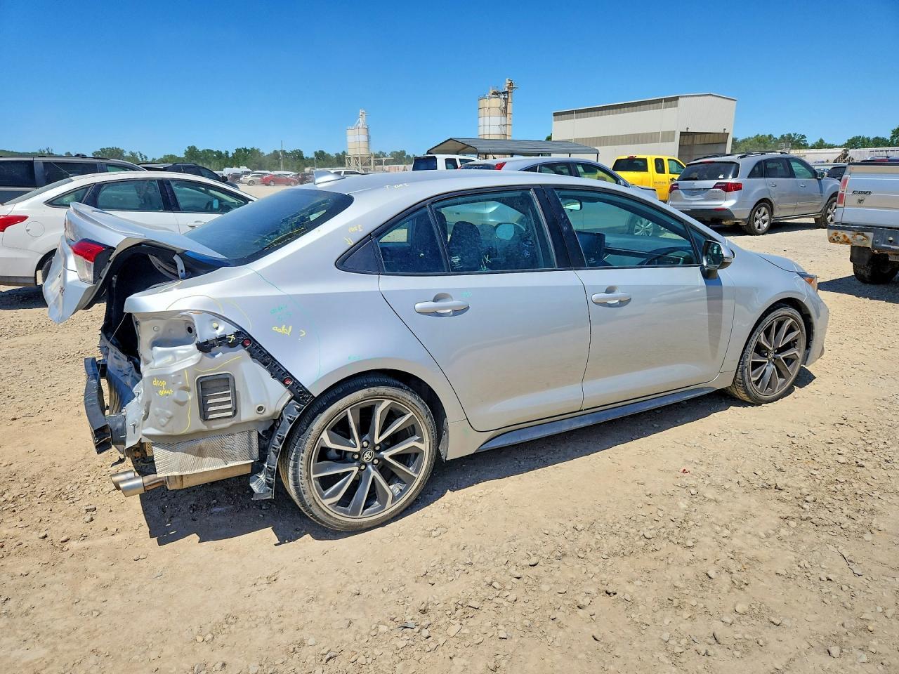 2022 Toyota Corolla Se - Image 3