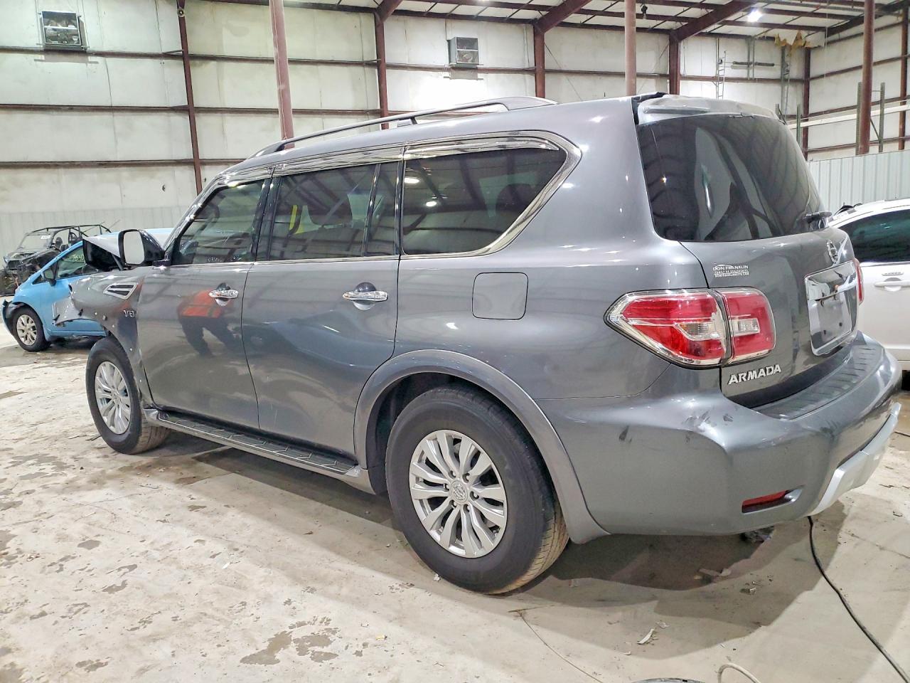 2017 Nissan Armada Sv - Фото 2