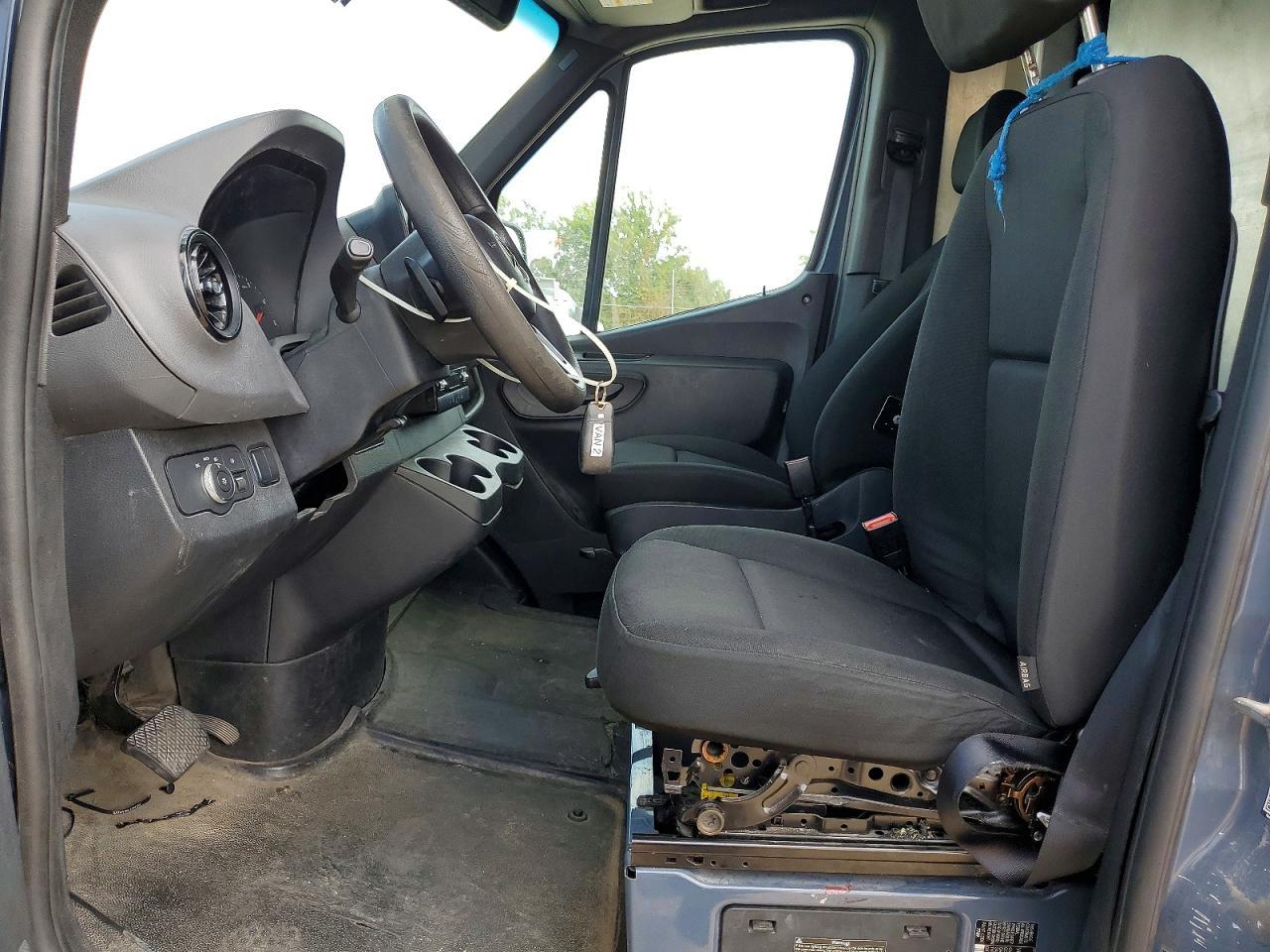 2019 Mercedes-Benz Sprinter 2500/3500 - Фото 7