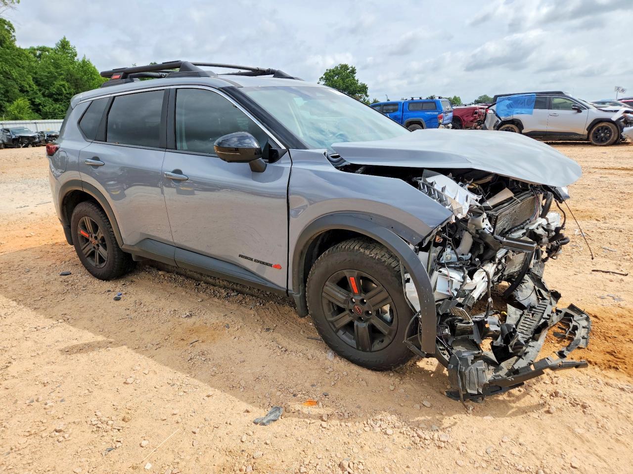 2025 Nissan Rogue Rock Creek - Фото 4