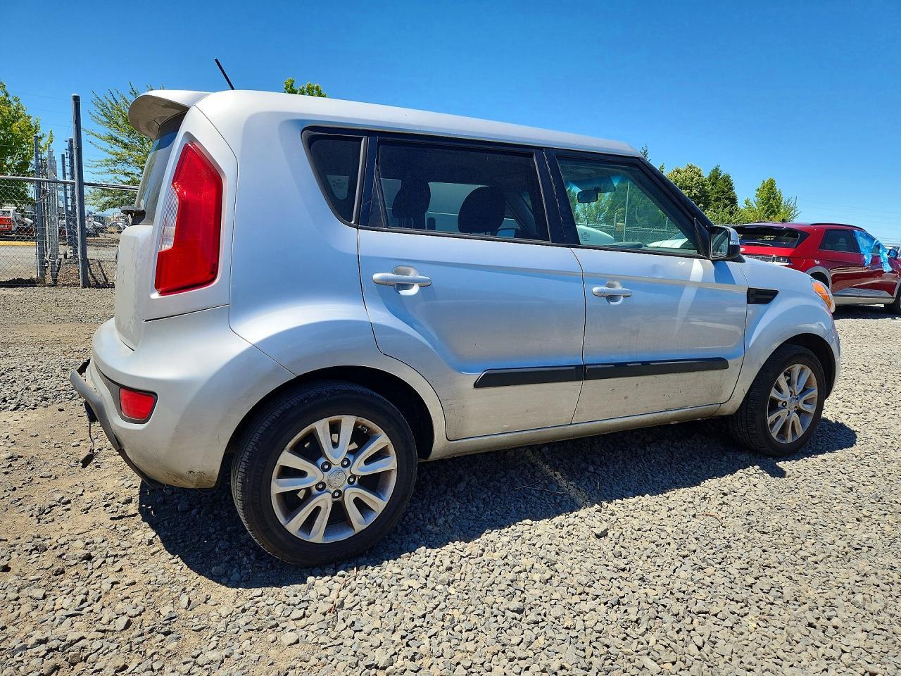 2013 Kia Soul + - Фото 3