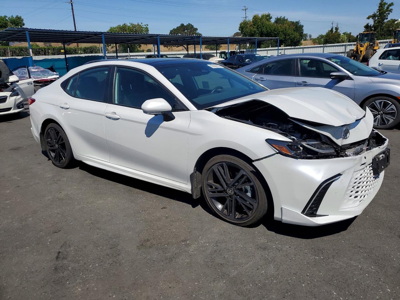 2026 Toyota Camry Xse - Фото 4