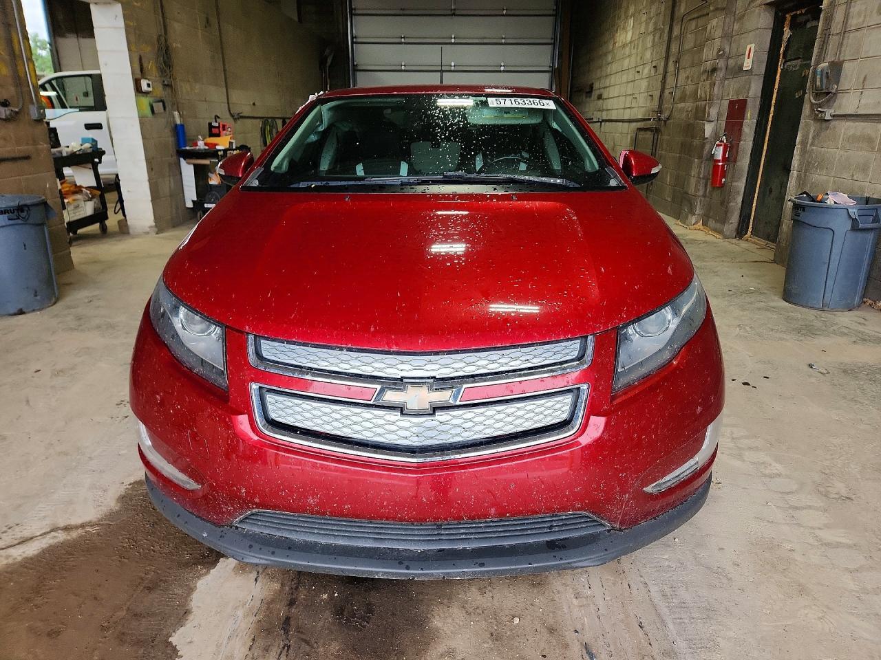 2013 Chevrolet Volt - Image 5