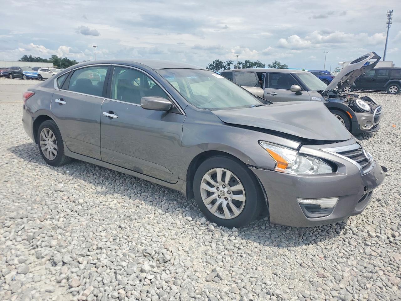 2015 Nissan Altima 2.5 S - Фото 4