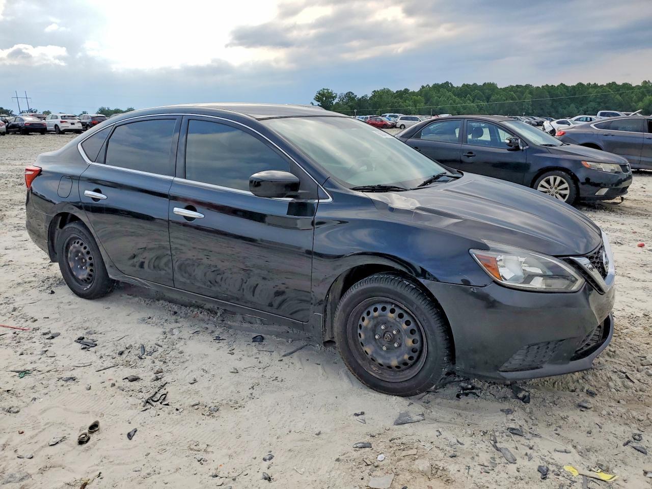 2017 Nissan Sentra S - Фото 4