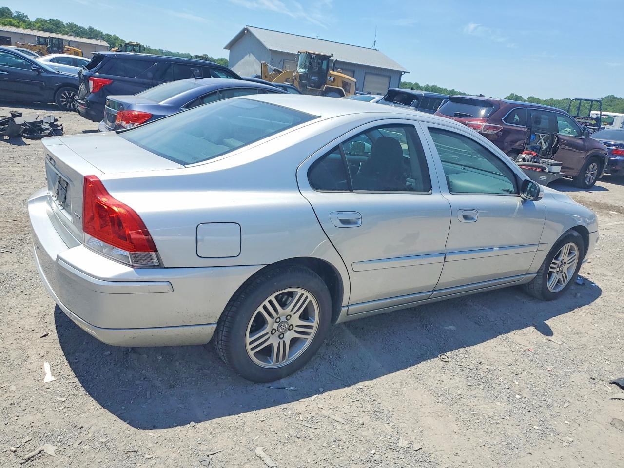 2007 Volvo S60 2.5T - Image 3