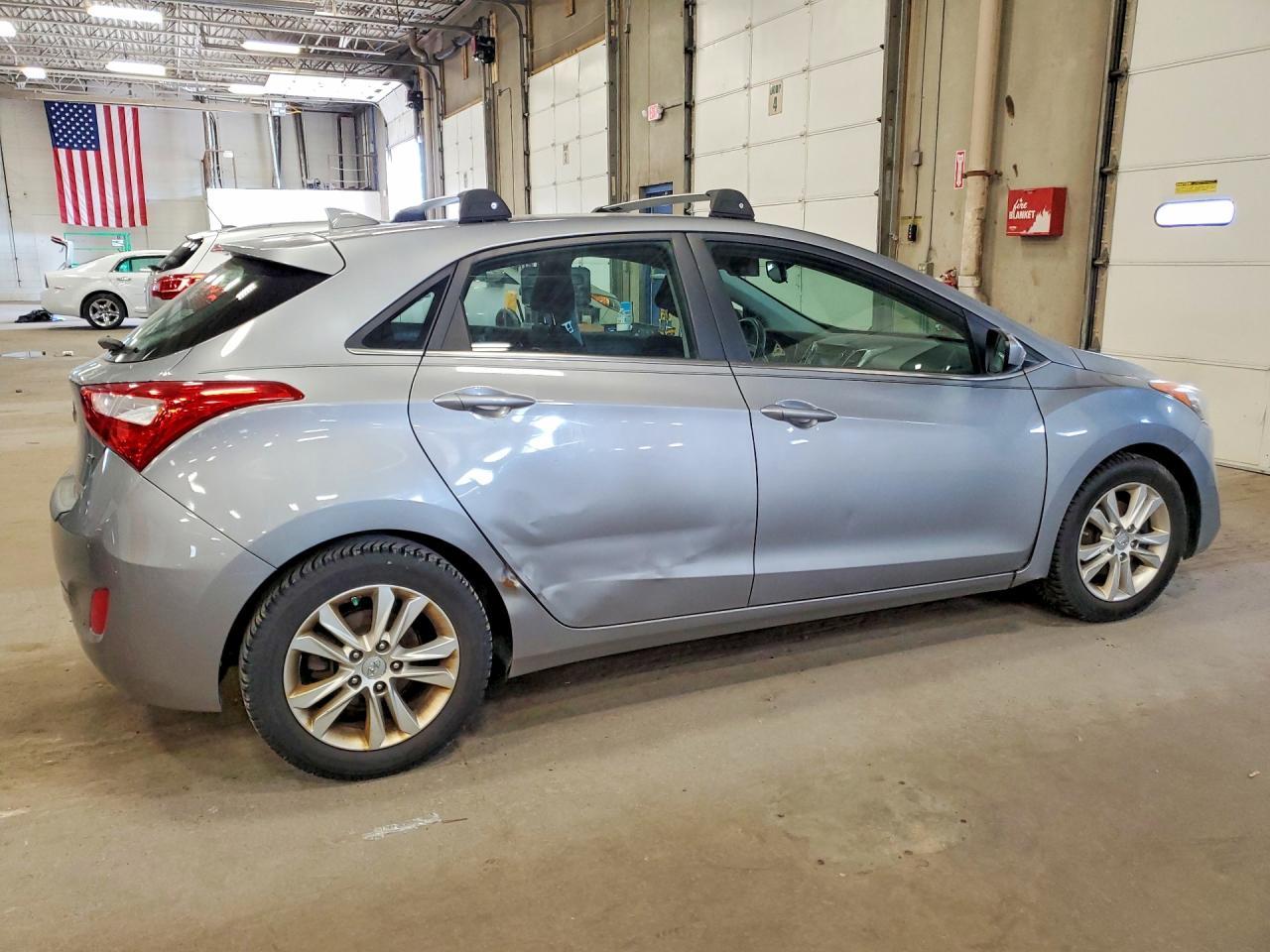 2013 Hyundai Elantra Gt Base - Image 3
