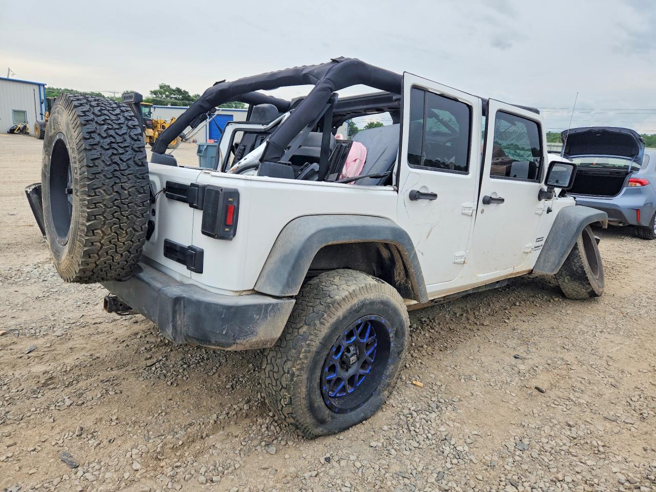 2016 Jeep Wrangler Unlimited Sport - Image 3