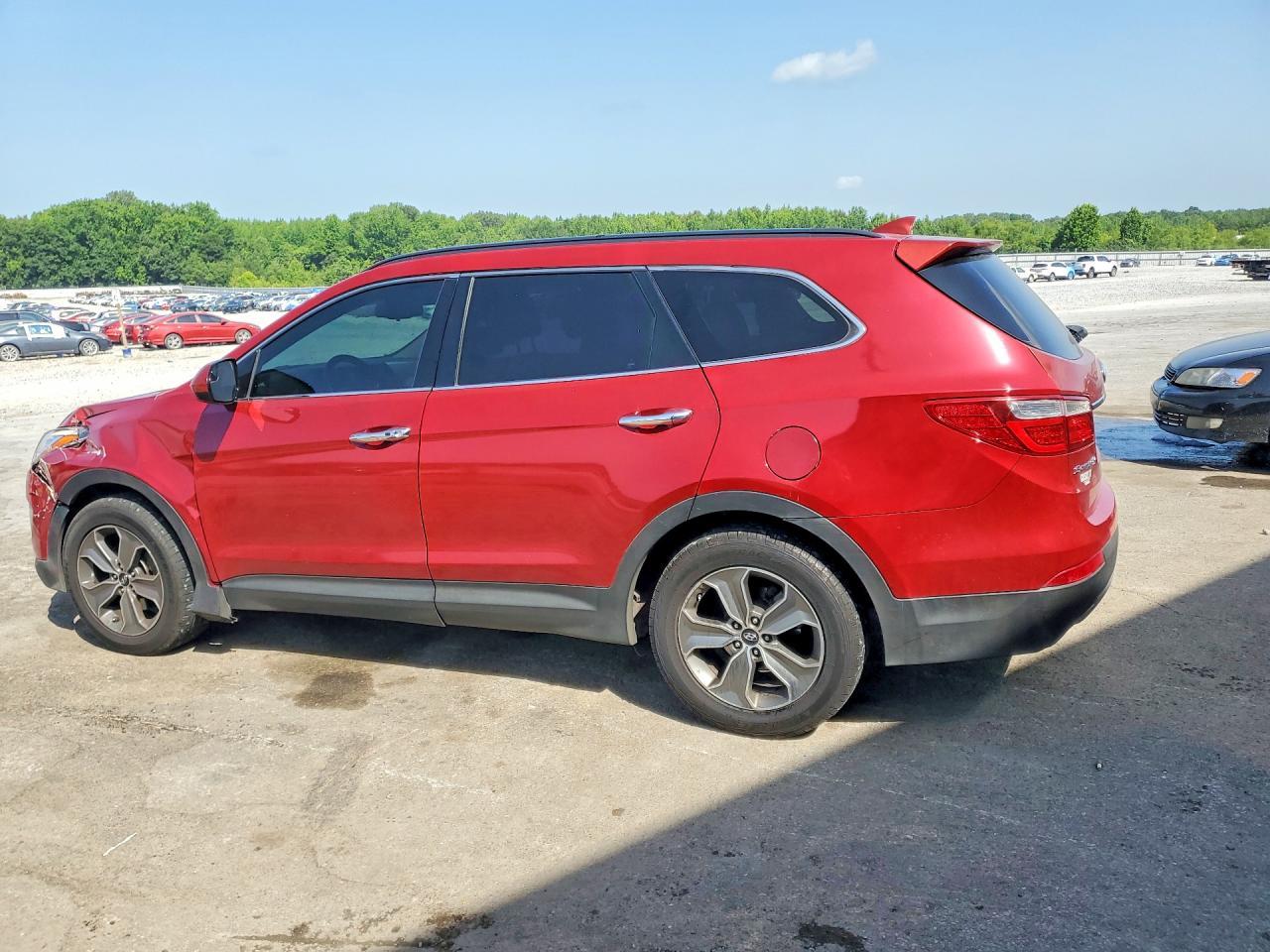 2016 Hyundai Santa Fe Se - Фото 2