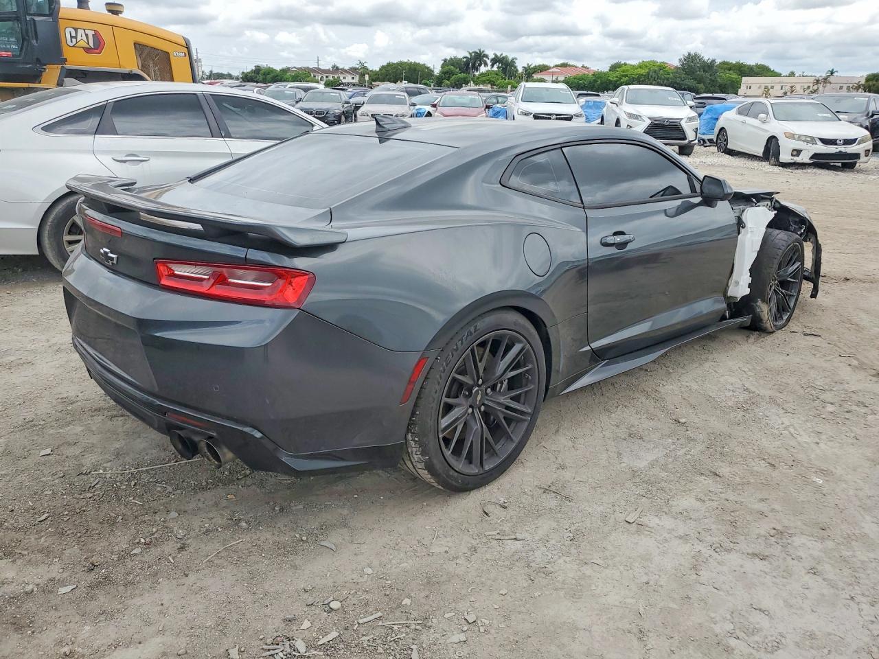 2018 Chevrolet Camaro Zl1 - Фото 3