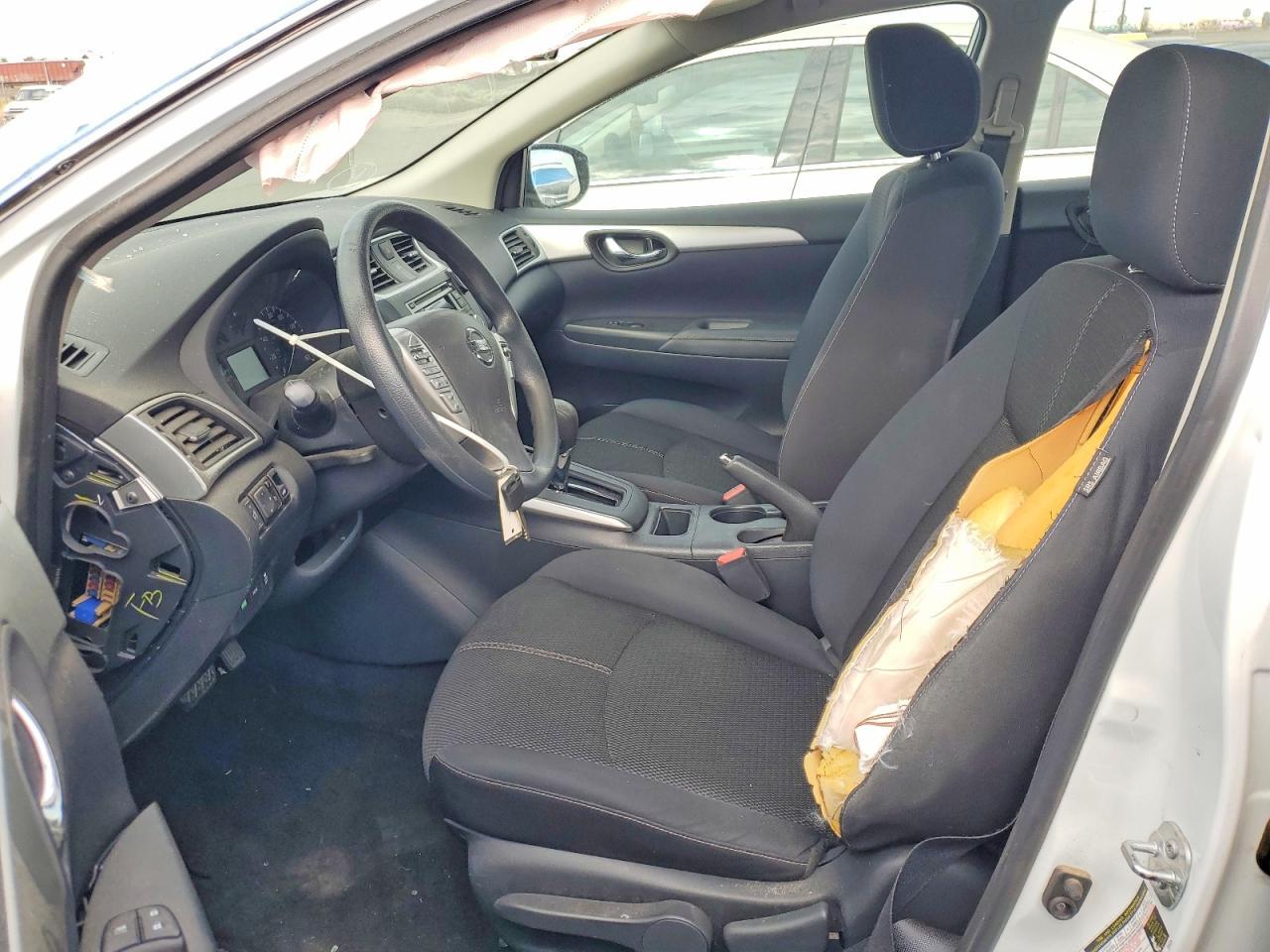 2016 Nissan Sentra S - Фото 7