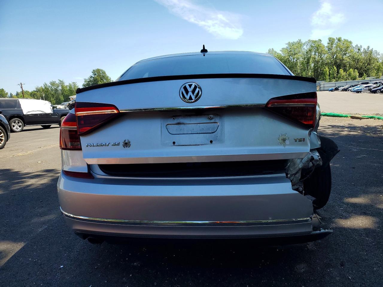 2017 Volkswagen Passat Se - Image 6