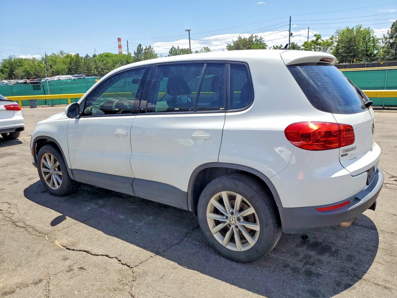 2017 Volkswagen Tiguan S - Image 2