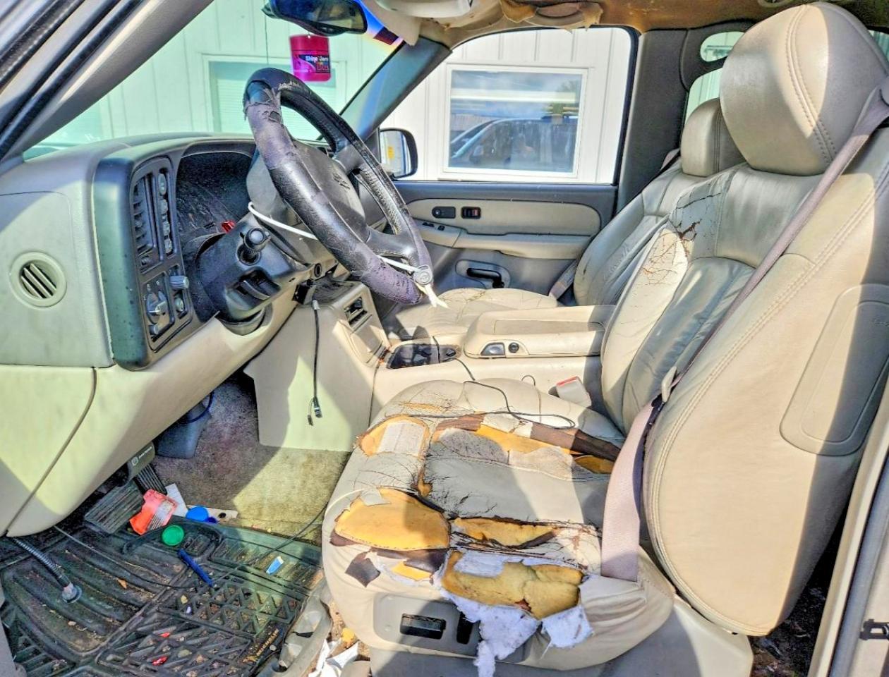 2001 Chevrolet Tahoe K1500 - Фото 7