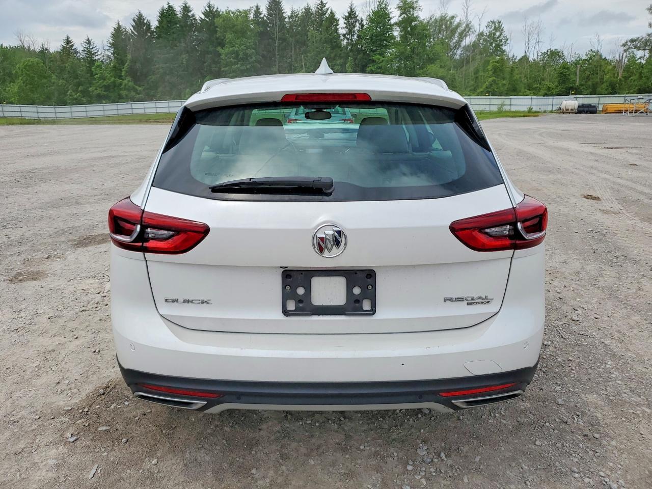 2018 Buick Regal Tourx Essence - Фото 6