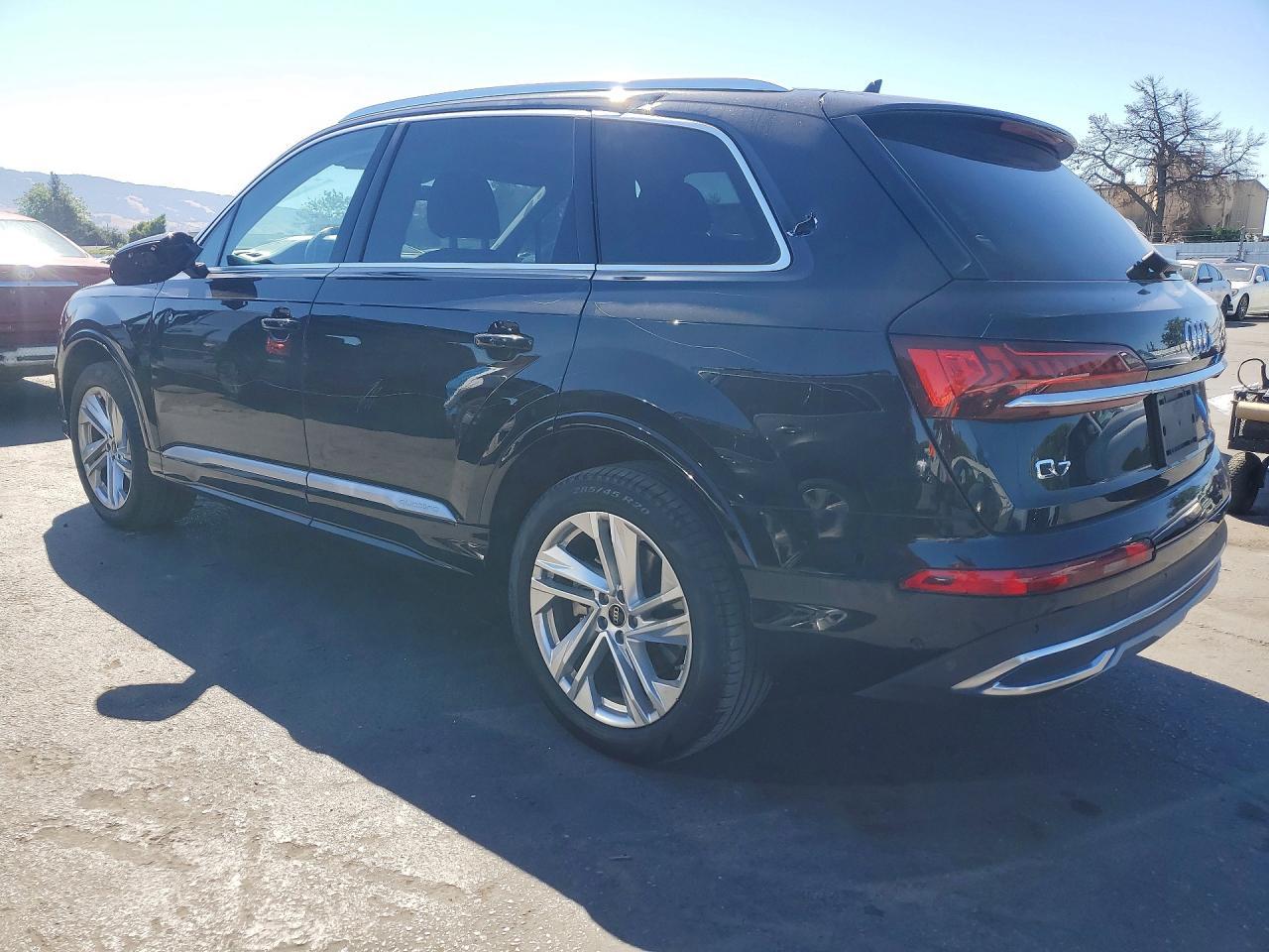 2024 Audi Q7 Premium Plus - Image 2