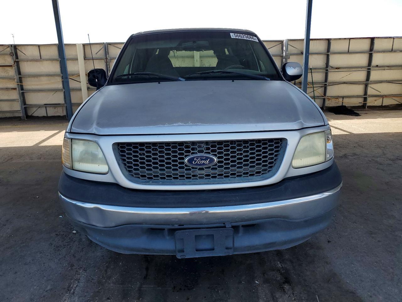 2001 Ford F150 Supercrew - Image 5