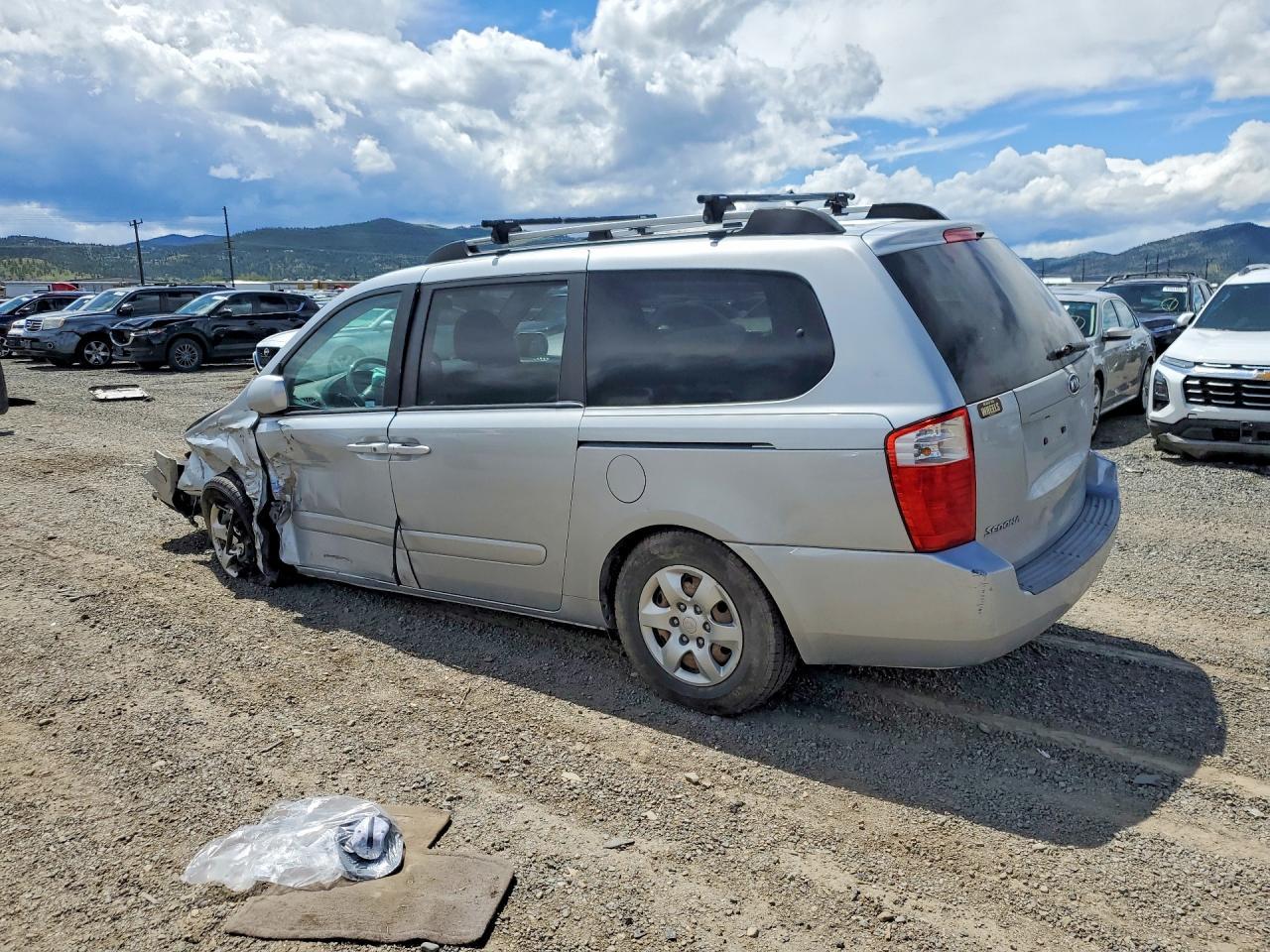 2006 Kia Sedona Lx - Фото 2
