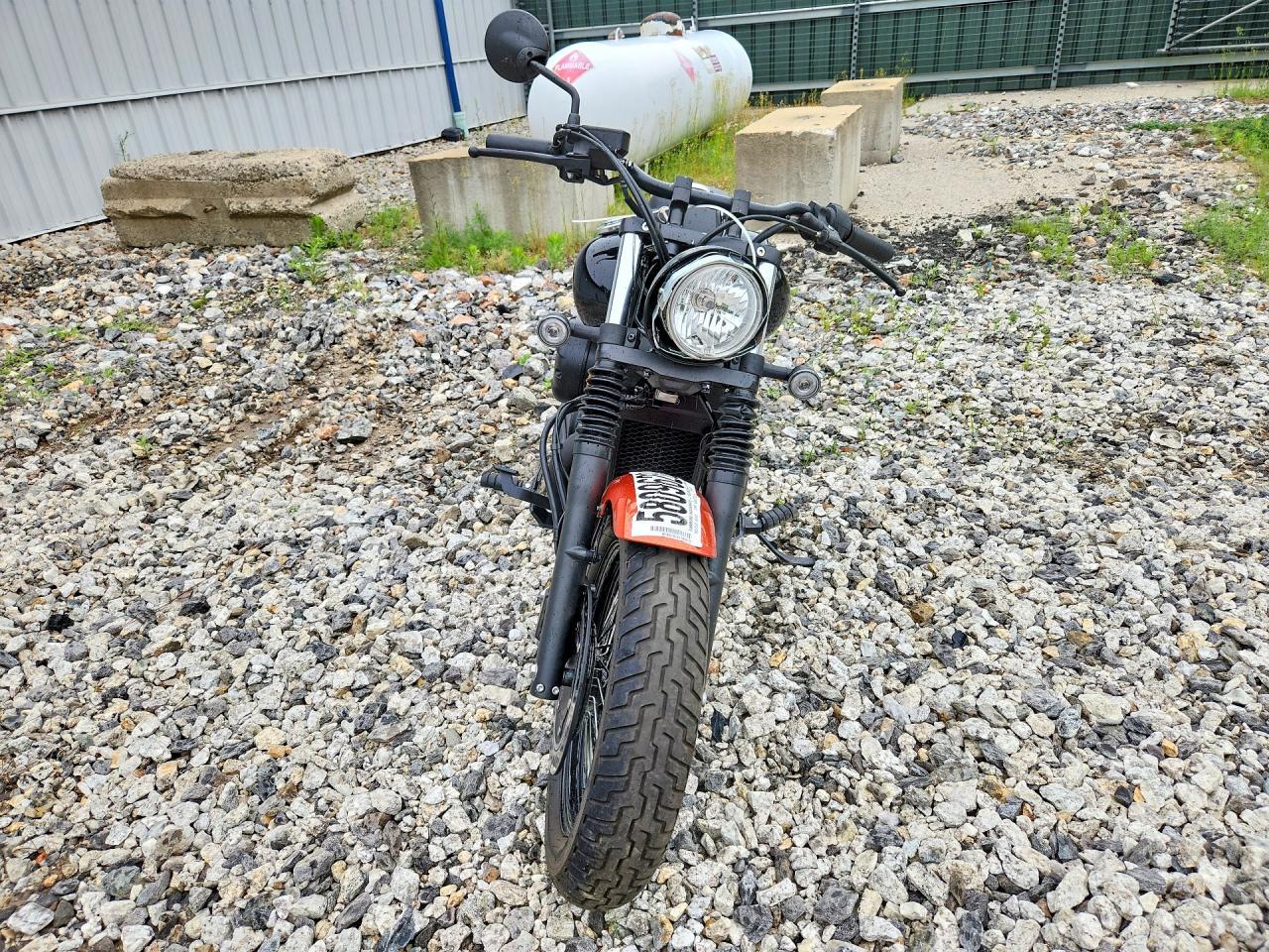 2025 Honda Vt750 C2B - Image 2