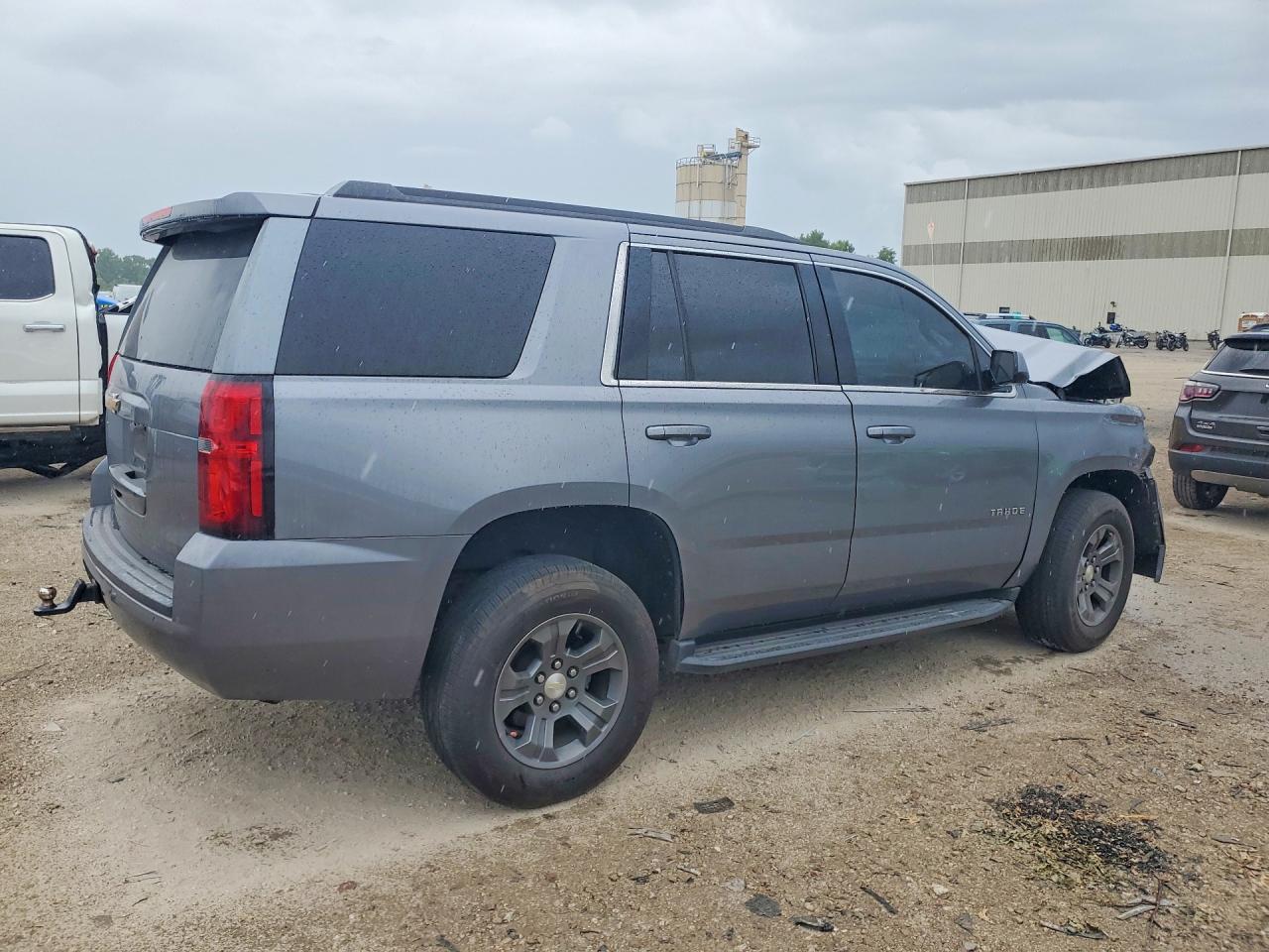 2018 Chevrolet Tahoe K1500 Ls - Image 3