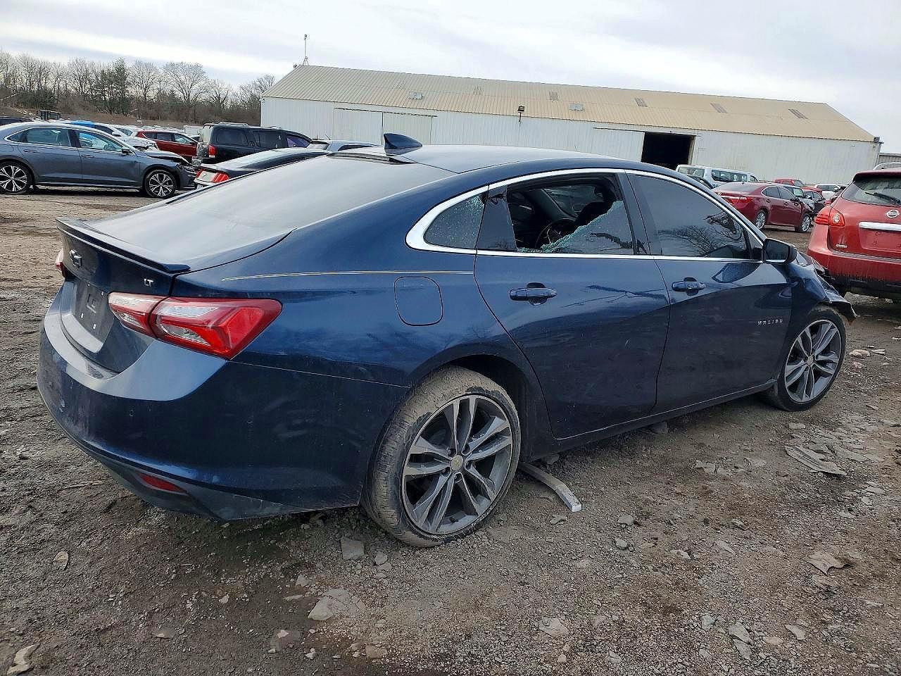 2020 Chevrolet Malibu Lt - Фото 3