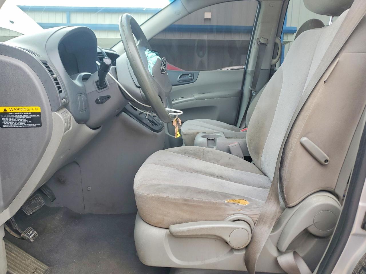 2010 Kia Sedona Lx - Фото 7