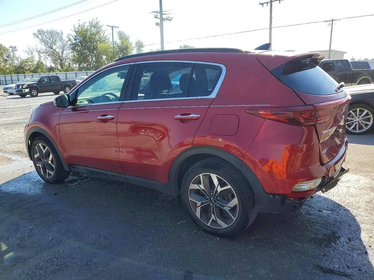 2022 Kia Sportage Ex - Image 2