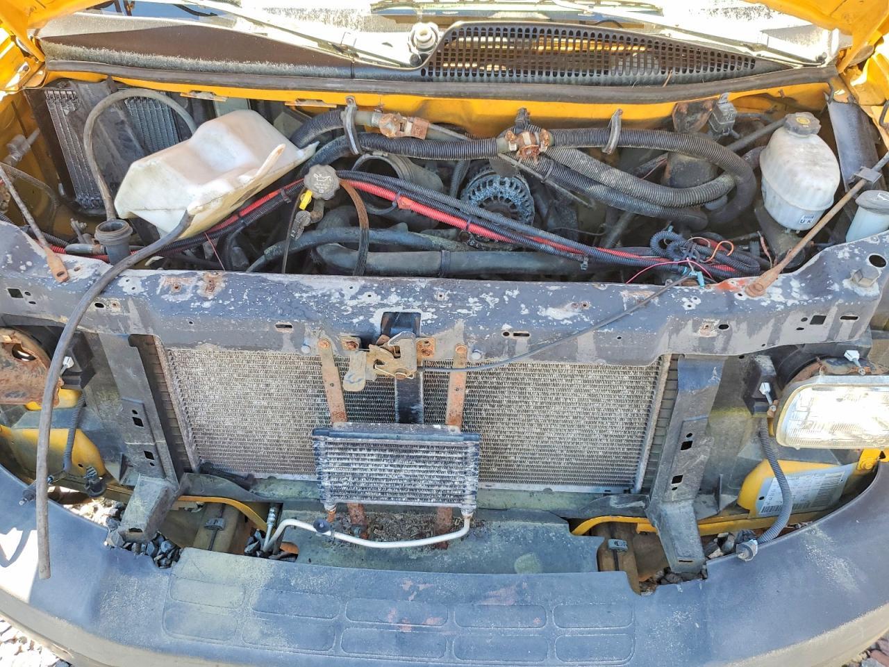 2006 GMC Savana Cut - School Bus - Фото 7
