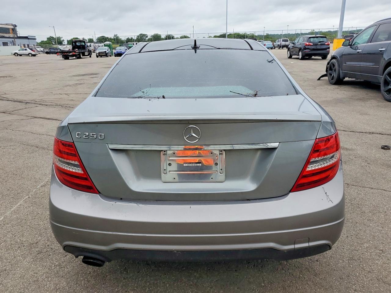 2015 Mercedes-Benz C 250 - Image 6
