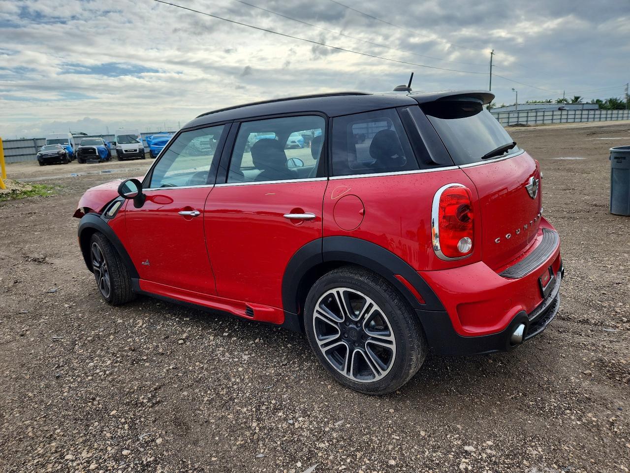 2014 Mini Cooper S Countryman - Image 2