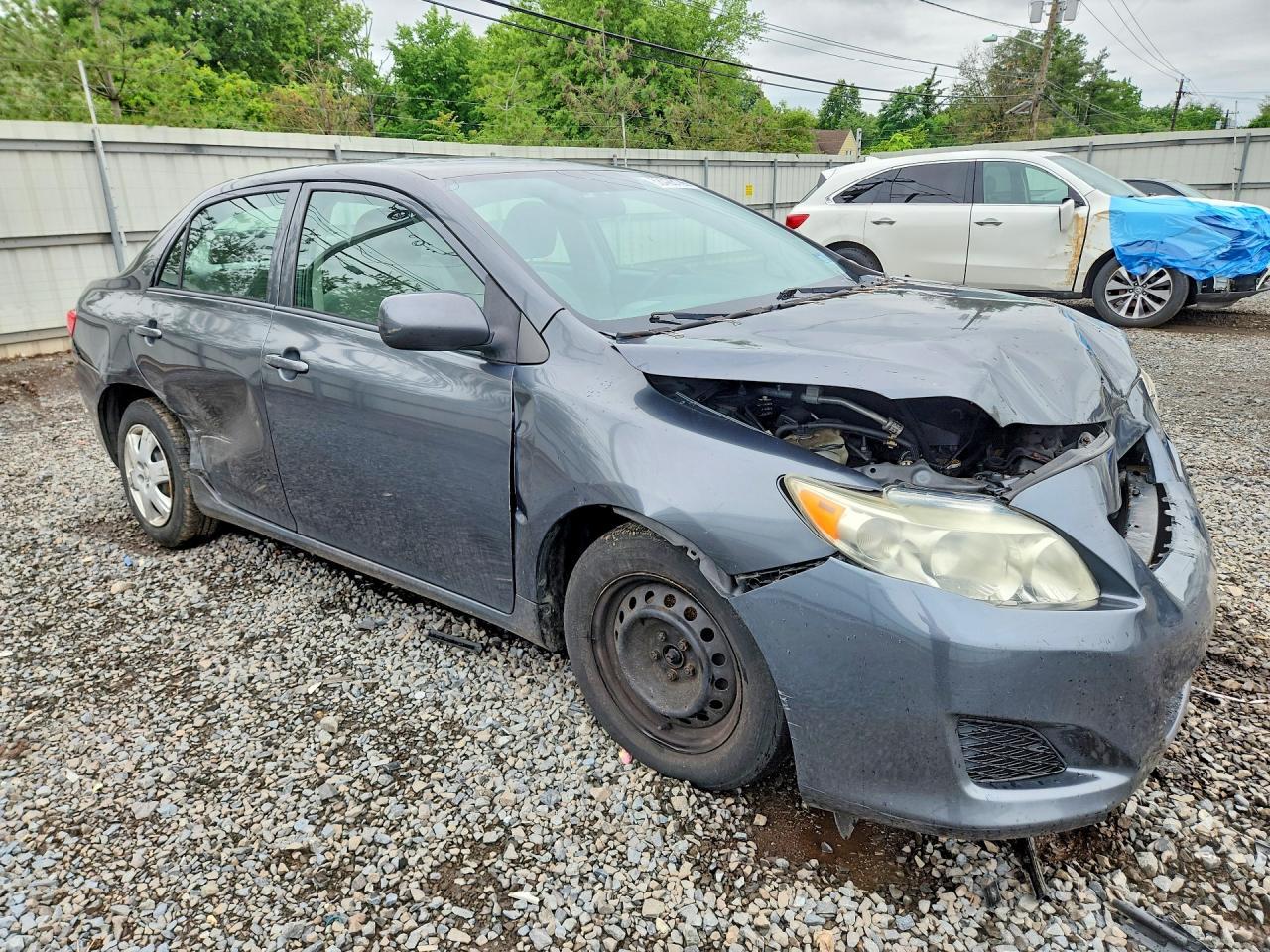 2010 Toyota Corolla Le - Image 4