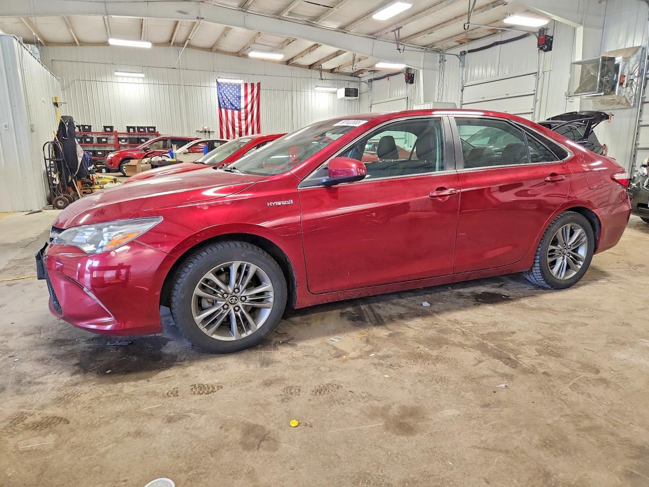 2016 Toyota Camry Hybrid Se
