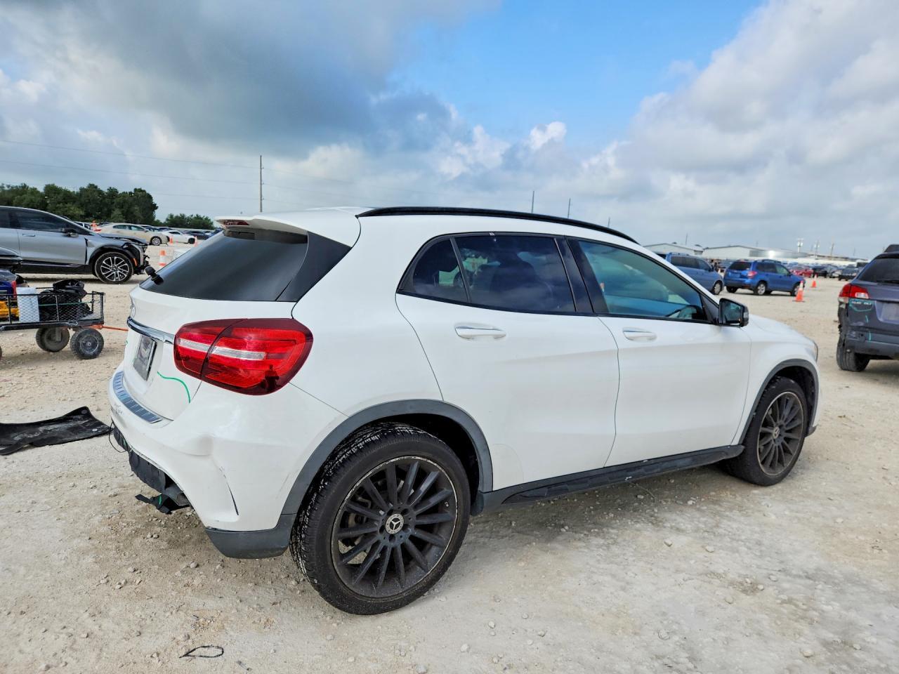 2020 Mercedes-Benz Gla 250 - Фото 3